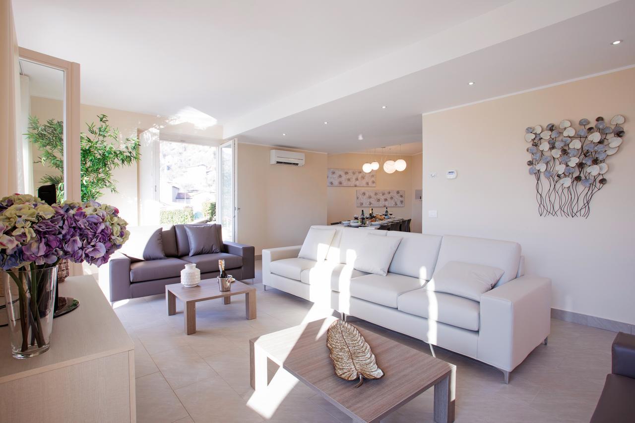 Ossuccio Grande C Home With Pool Sleeps 12 By Italian Apartments Como Buitenkant foto